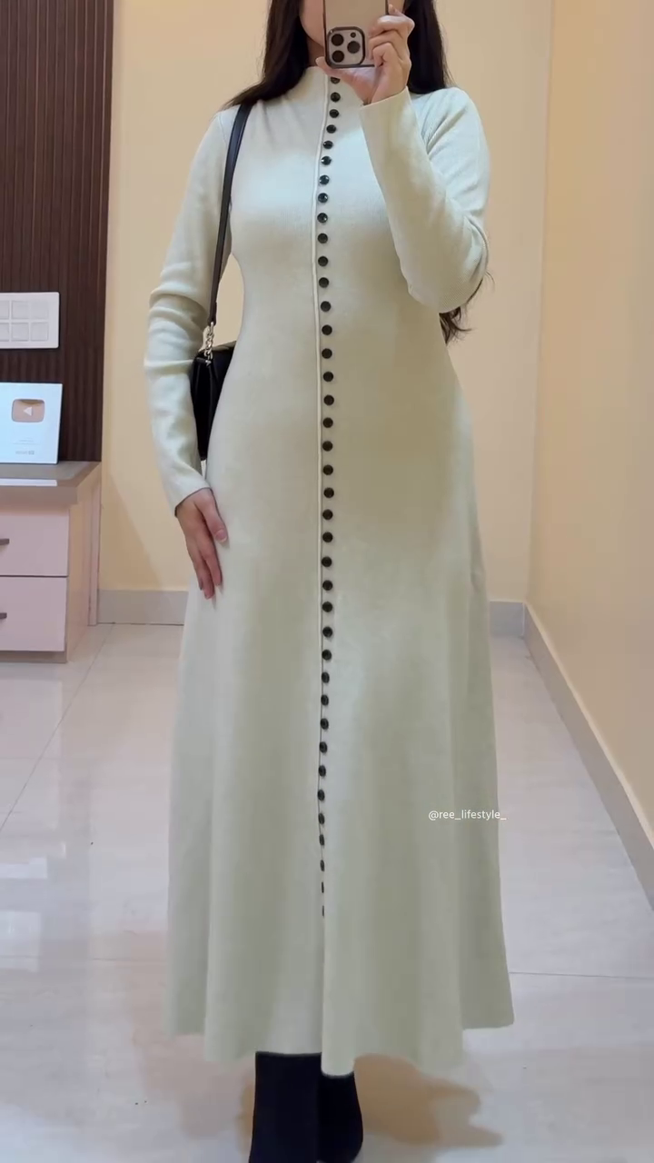 Ivory Echo: Buttoned Grace in Monochrome Harmony” 🤍🖤🌿