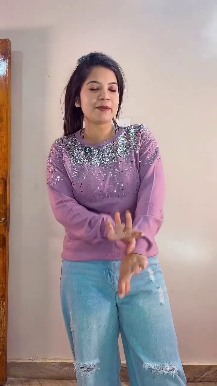 ❄️✨ Premium Cozy Winter Women’s Soft Knitted Brown Sweater with Stylish Shimmer Bow Embroidery Design, Warm Comfortable Fabric, Trendy Casual Fashion Wear for Everyday Winter Styling ✨❄️