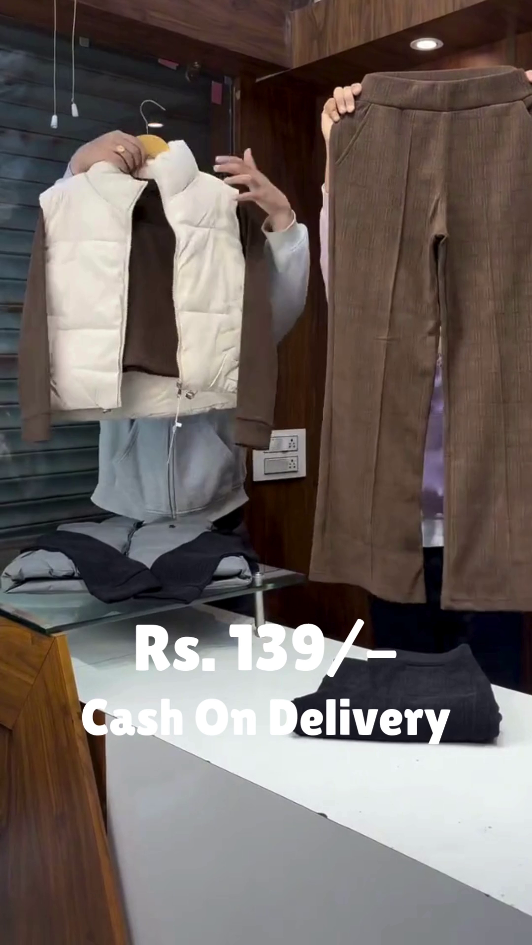 “Shadow Wrap: Grey Vest & Noir Layers in Urban Stillness” 🌫️🧥🖤