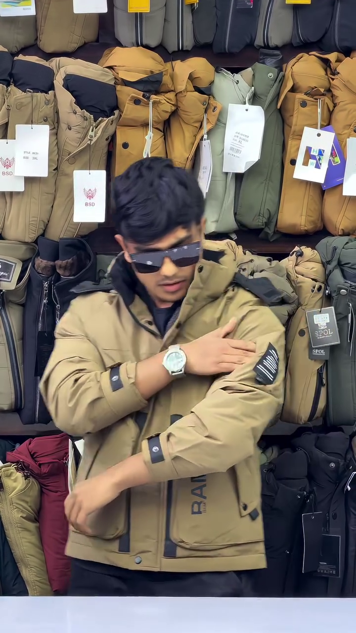 “Tan Terrain: Utility Jacket with Urban Pulse & Shadow Accents” 🧥🕶️🌆