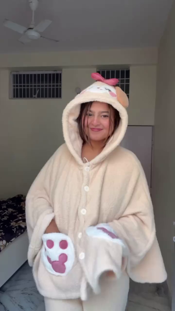 “Whisker Whimsy: Cozy Fleece Loungewear with Playful Ears, Paws & Bow Charm 🐾🎀”