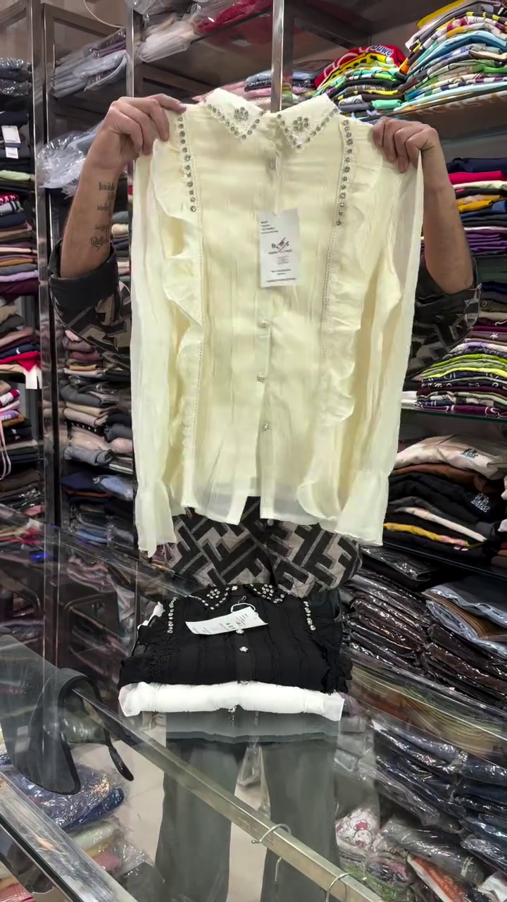 Light Yellow Collared Blouse 💛✨ with Rhinestone Neckline 💎, Vertical Ruffles 🌟, and Button-Down Elegance 🤍