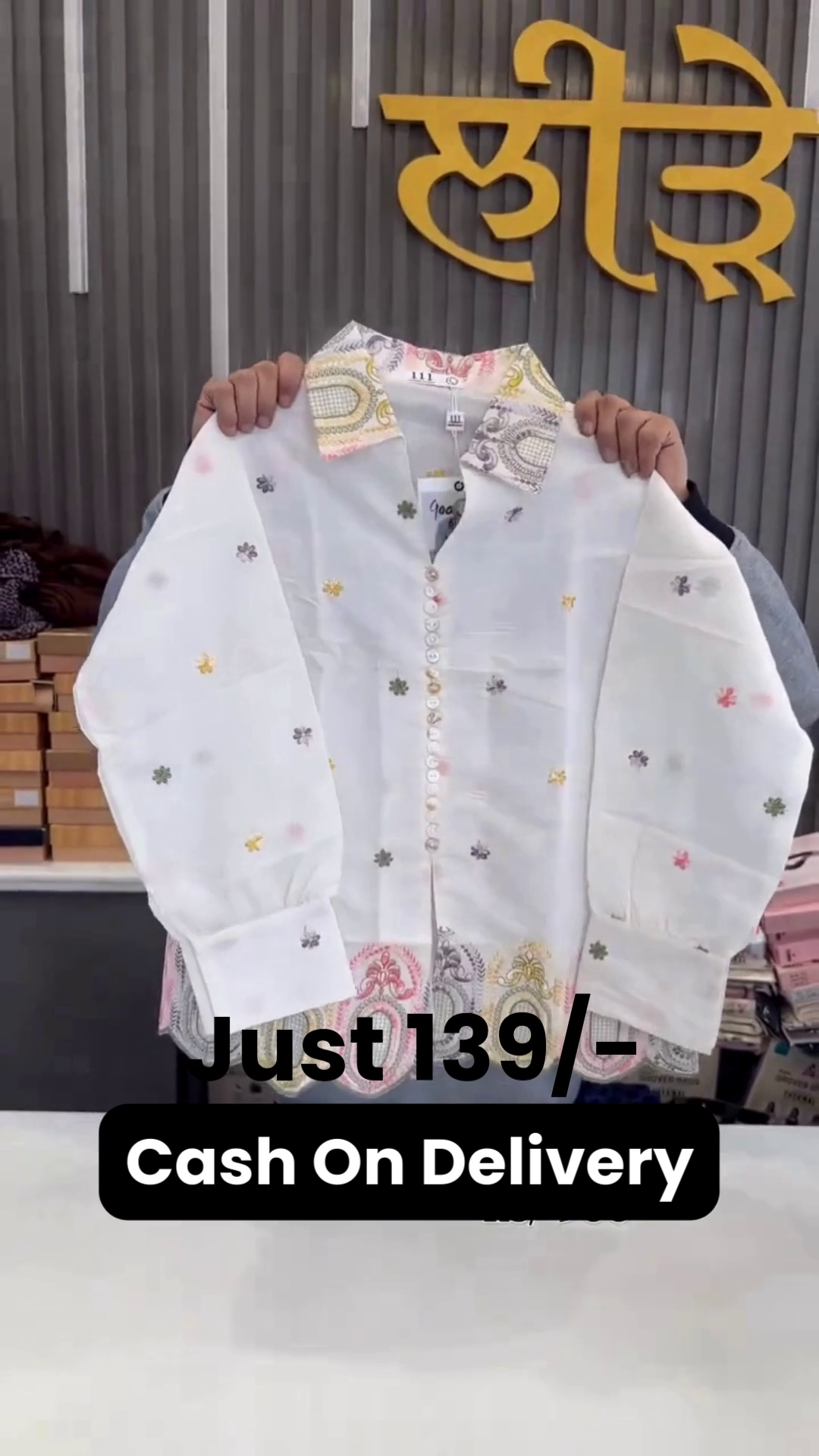 Pink Floral Embroidered Shirt 🌸💗 with Decorative Collar ✨ White Buttons ⚪ and Long Sleeves 👕