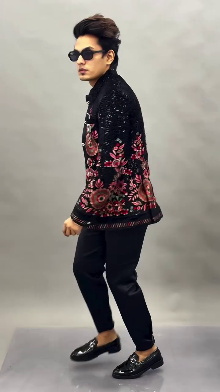 Black Sequined Blazer 🖤✨ with Intricate Floral Embroidery 🌸 Decorative Buttons ⚪ Stylish Black Trousers 👖 and Shiny Loafers 👞