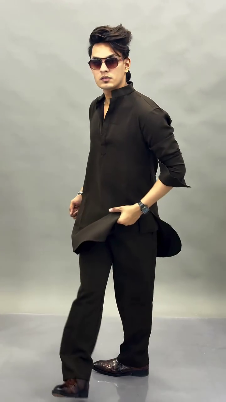 Traditional Brown Kurta 🤎👔 with Rolled Sleeves ✨ Matching Trousers 👖 and Formal Brown Shoes 👞