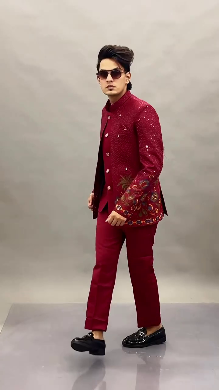 Deep Maroon Designer Indo-Western Embroidered Bandhgala Blazer with Matching Tailored Trousers for Men 🤵🔥
