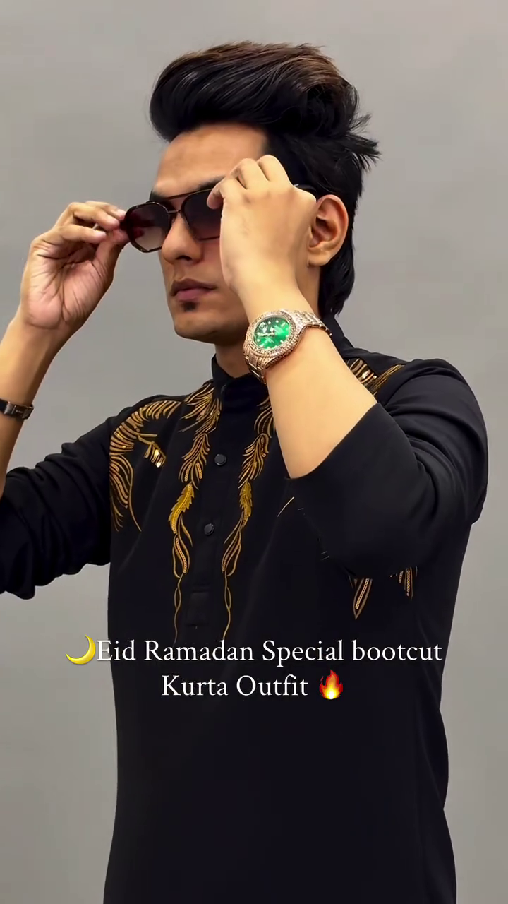 Midnight Black Designer Kurta with Gold Feather Embroidery Motif & Matching Wide-Leg Trousers Set 🖤✨🪶