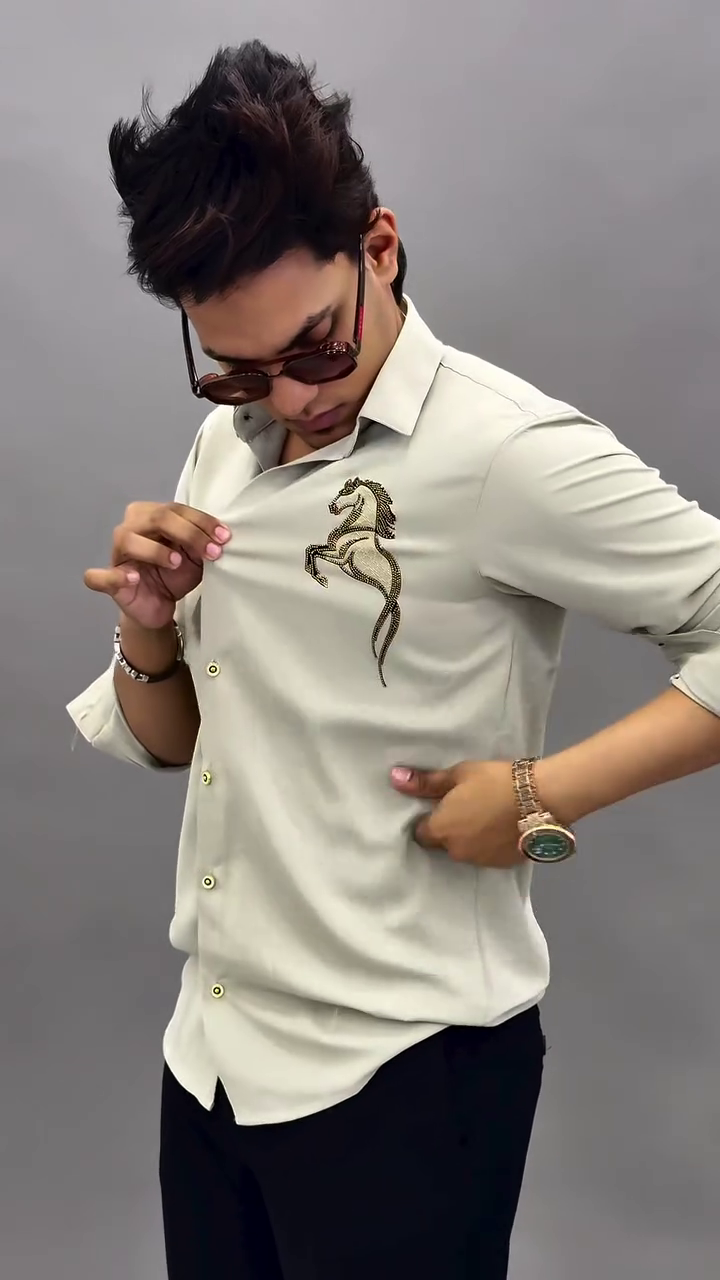 Premium Lavender Slim-Fit Button Shirt with Gold Embroidered Horse Crest on Chest & Foldable Sleeve Tabs 🐎💜✨