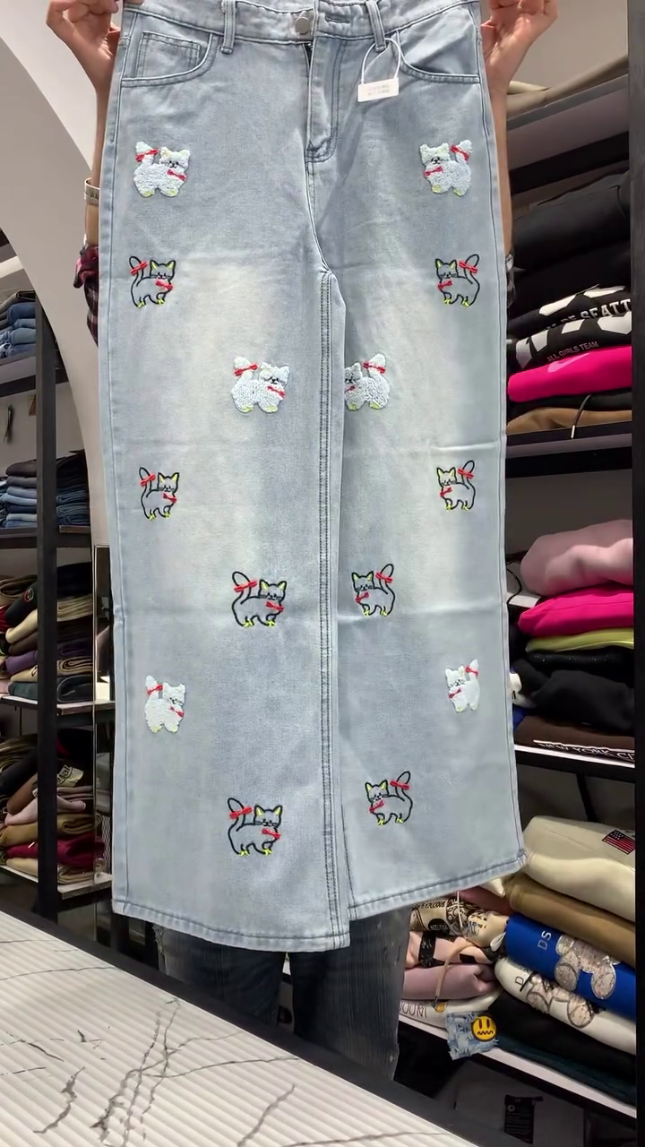 Light Wash Wide-Leg Denim Pants with Playful Multi Puppy Appliqué Embroidery & High-Waist Straight Fit 🐶💙👖✨