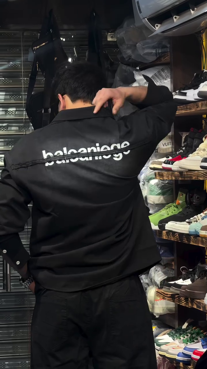 Classic Solid Black Premium Button-Down Shirt with Minimal Clean Finish and Full Sleeve Tailored Fit