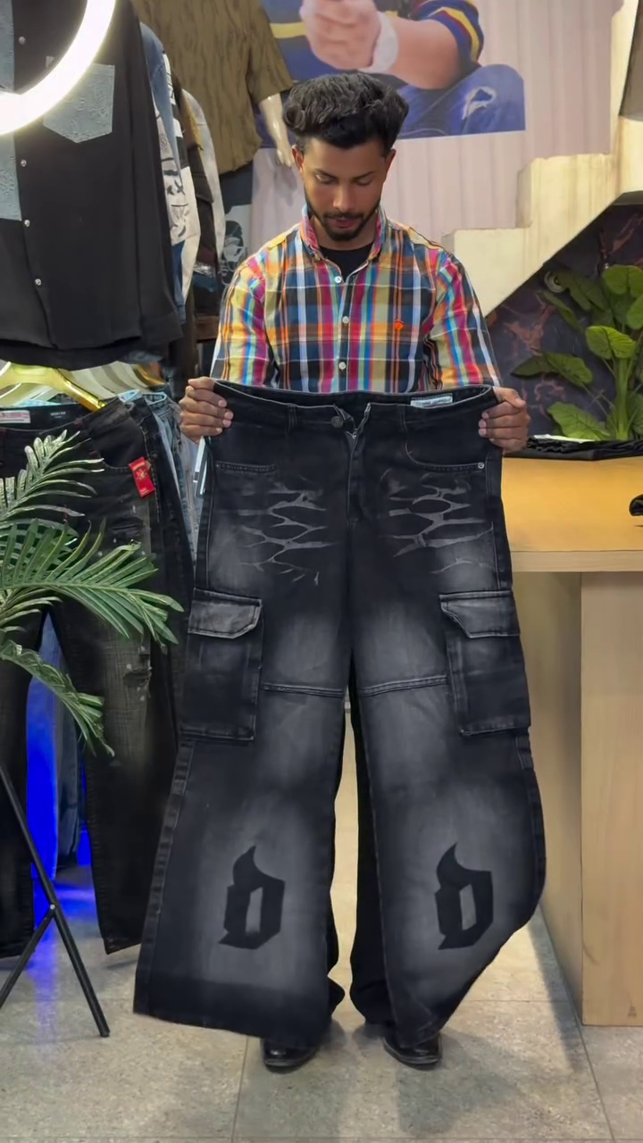 Dark Wash Wide-Leg Cargo Denim Jeans with Faded Thigh Pattern Detailing and Large Side Utility Pockets