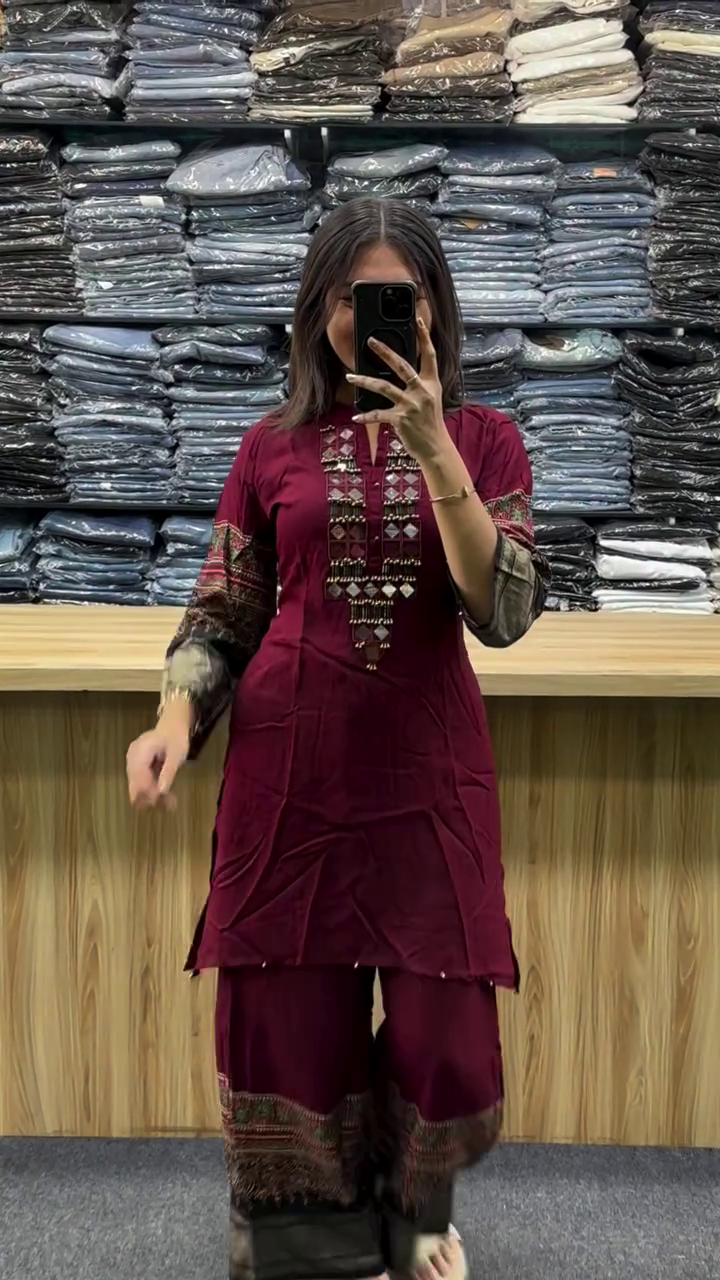 Mirror Embroidered Kurti with Patterned Sleeve Borders
