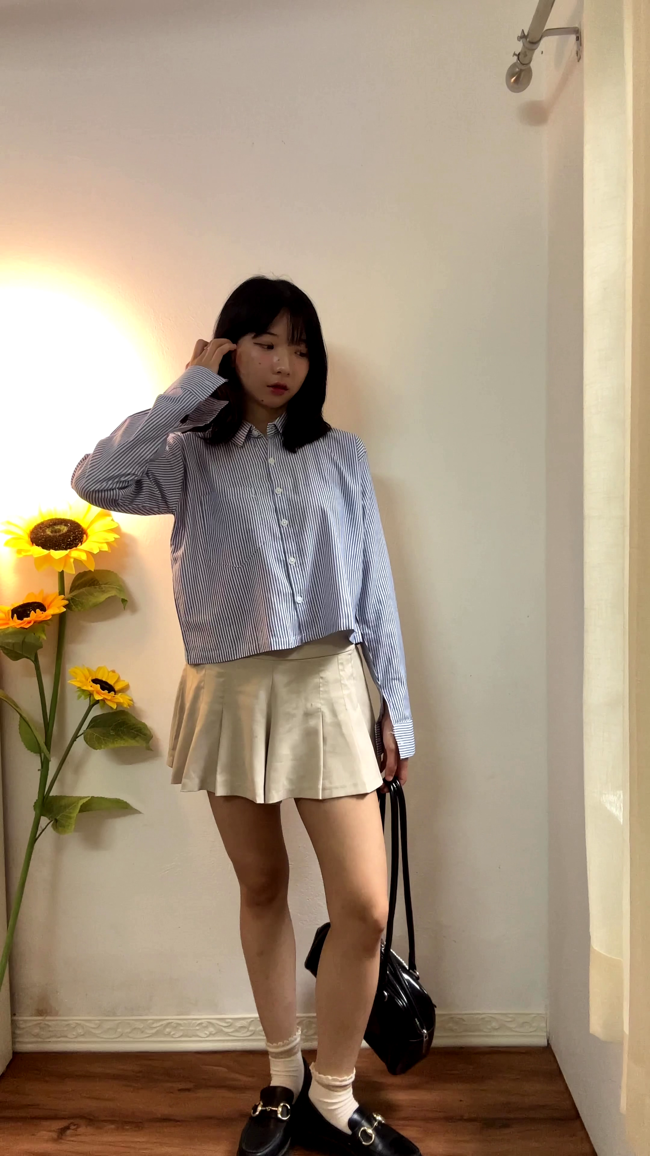 🌻 Cozy Brown Plaid Button-Down Shirt – Effortless Fall Chic! 🌻