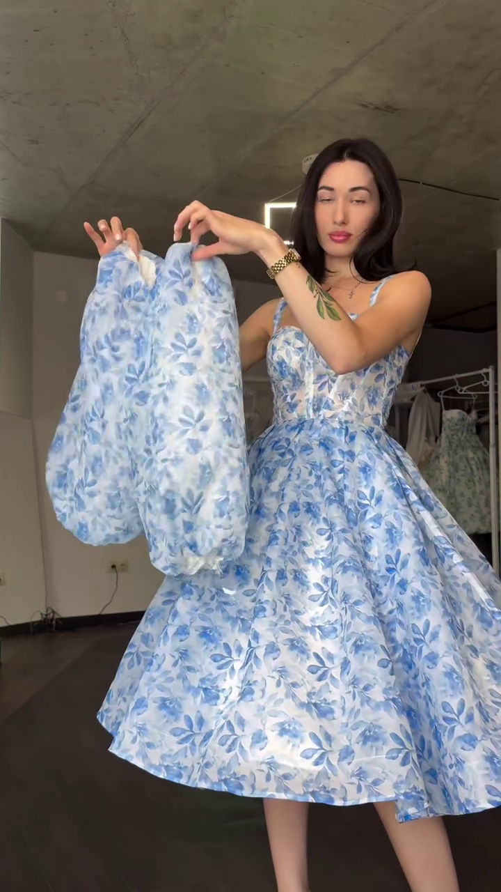 🌼 Blue Floral Puff Sleeve Mini Dress – Twirl-Worthy Elegance! 🌼