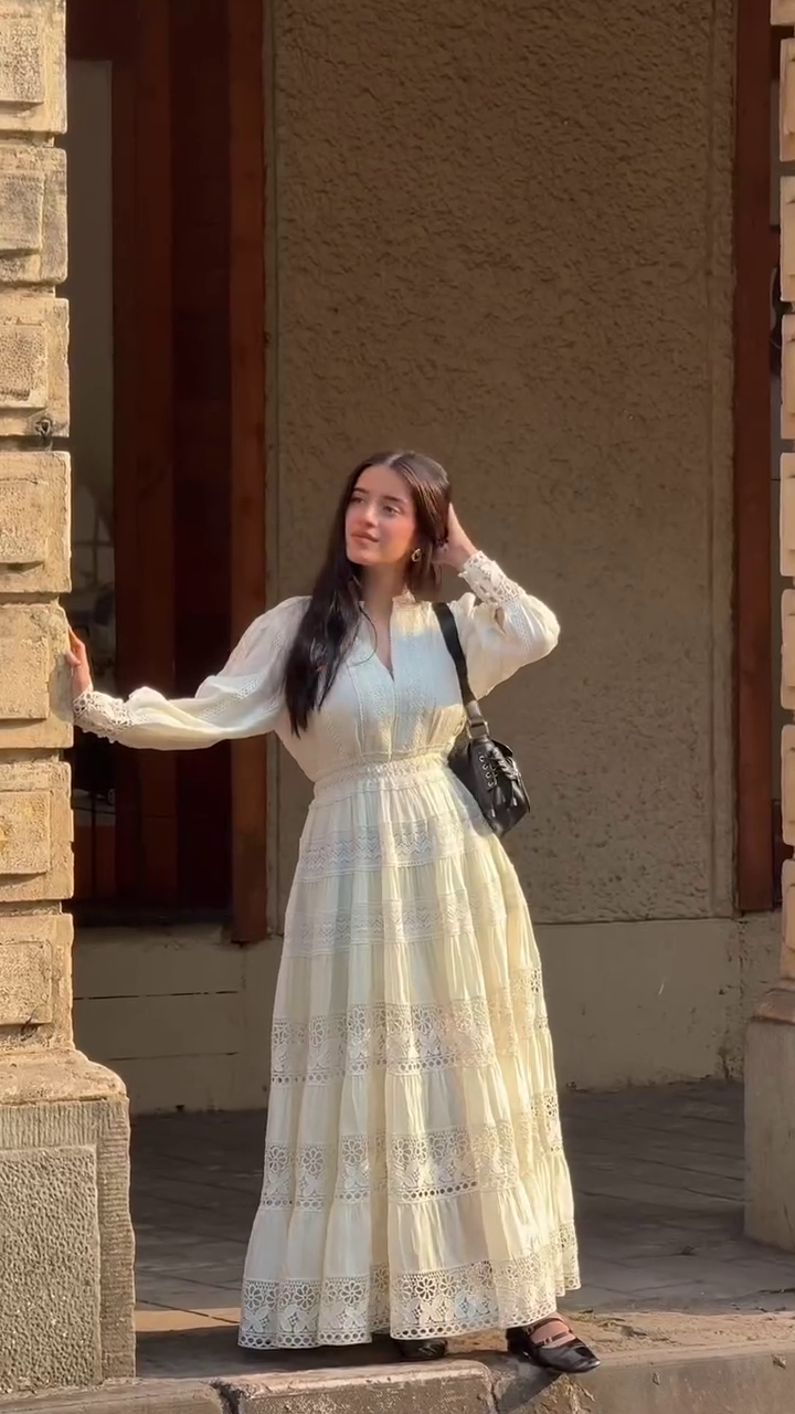 ✨ Ivory Lace Bohemian Maxi Dress – Ethereal Goddess Vibes! ✨