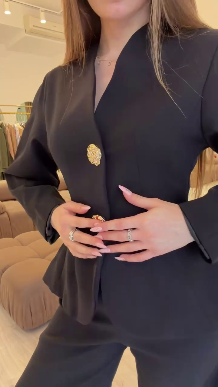 ✨ Chocolate Brown Padded Shoulder Blazer Set – Power Suit Glamour! ✨