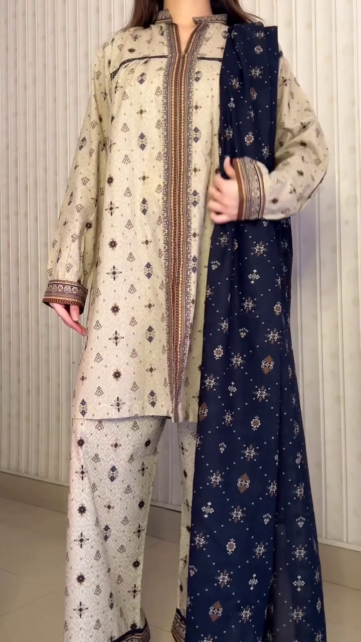 jpg 🌿 Cream-Beige Embroidered Ethnic Kurta Set with Navy Dupatta – Heritage Elegance! 🌿