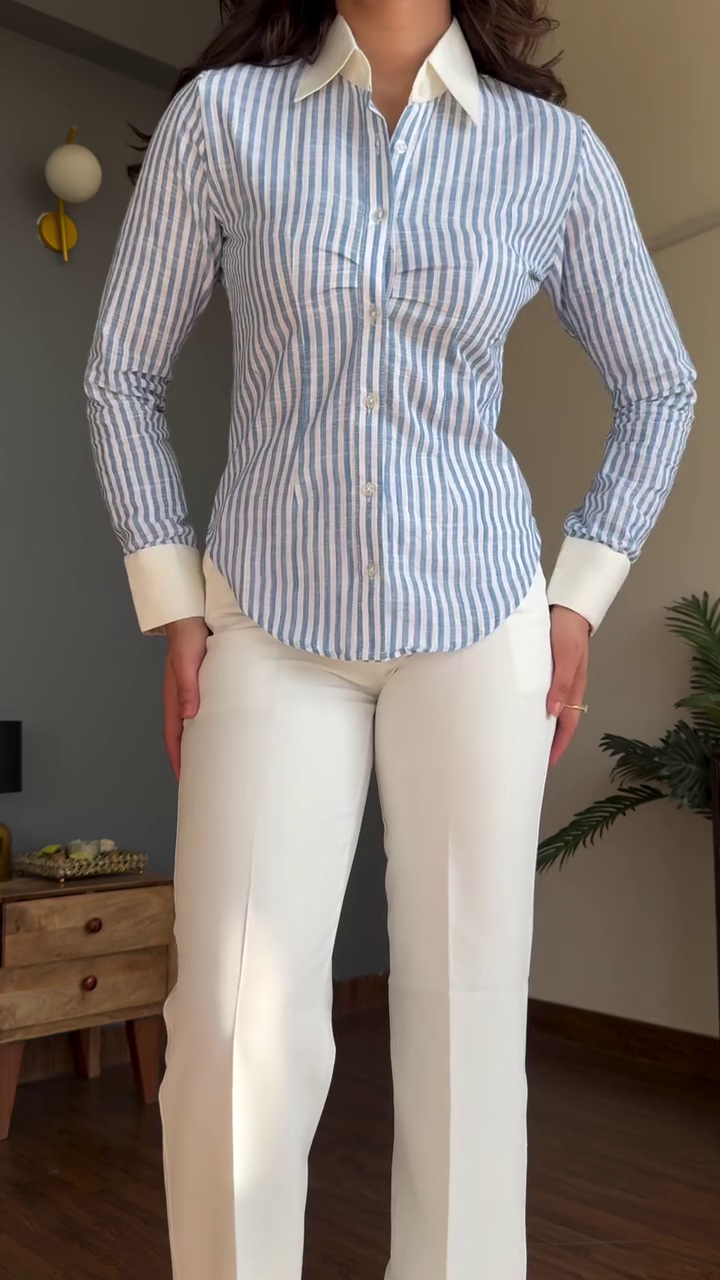 💙 Executive Elegance Pinstripe Shirt – Timeless Class with a Modern Fit ✨👔