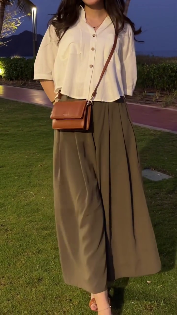 🤍 Olive Muse Co-Ord Set – Minimal Elegance with Effortless Charm 🌿✨