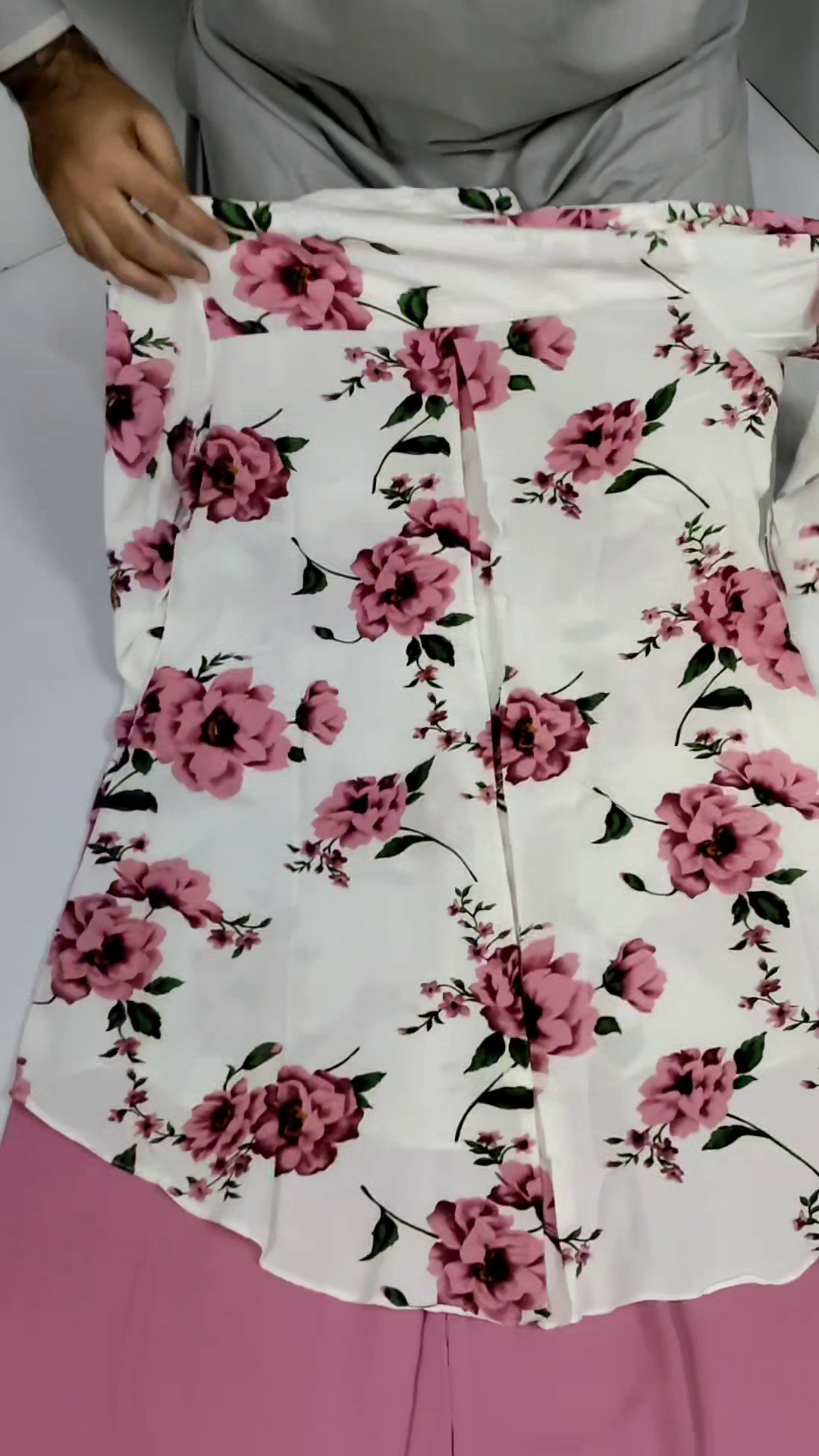Blush Bloom Floral Co-Ord Set – Elegant Printed Shirt with Straight Pants 🌸💖✨