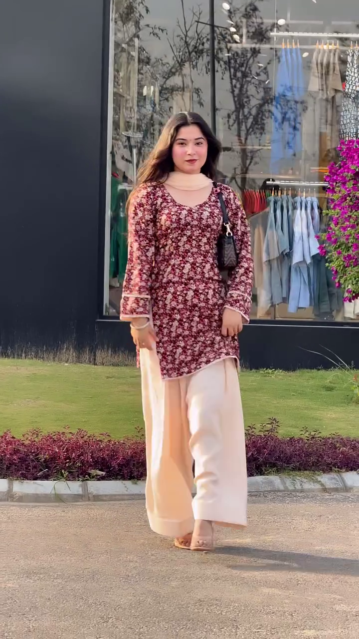 Wine Blossom Fusion Kurti Set – Floral Printed Top with Flowing Palazzo Pants 🍷🌸✨