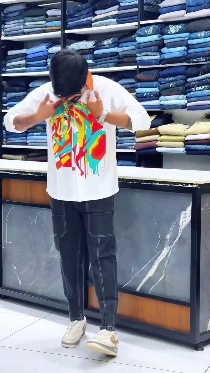 Urban Pop Graphic Statement Shirt – Bold Yellow Streetwear Edition ⚡🎨💛