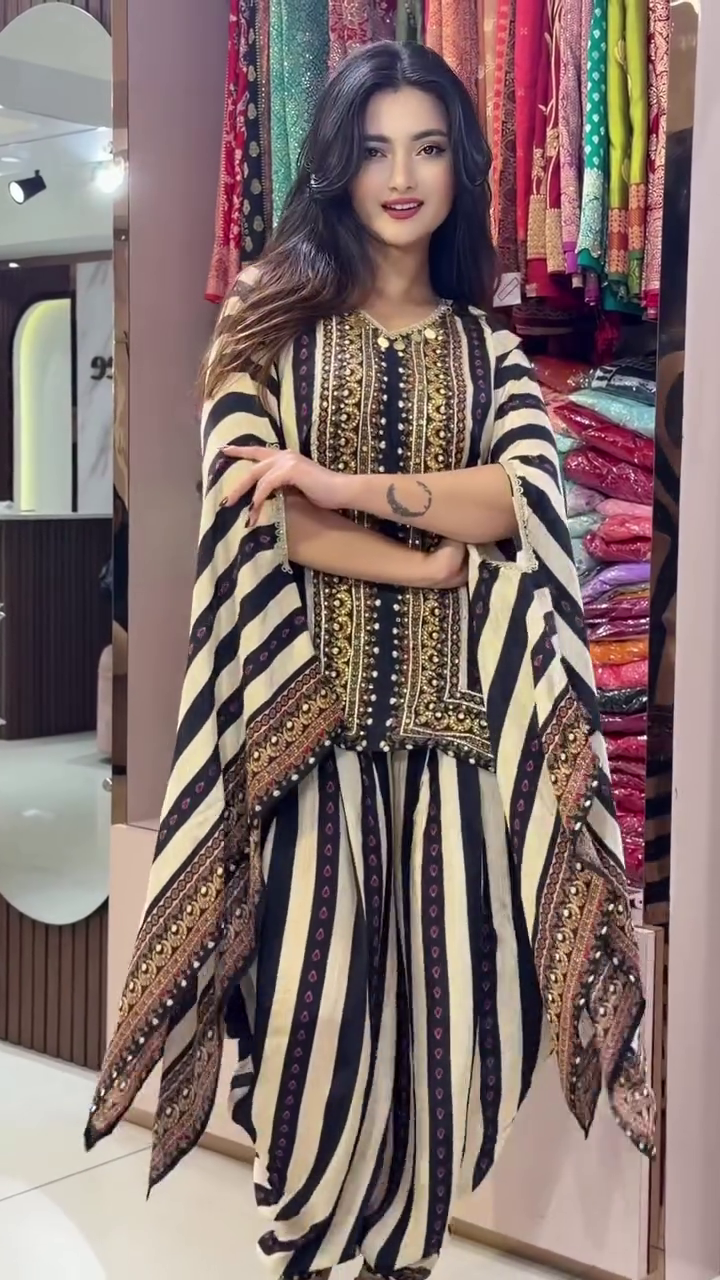 Midnight Ivory Striped Kaftan Co-Ord Set – Bold Ethnic Fusion Statement 🖤✨🤍