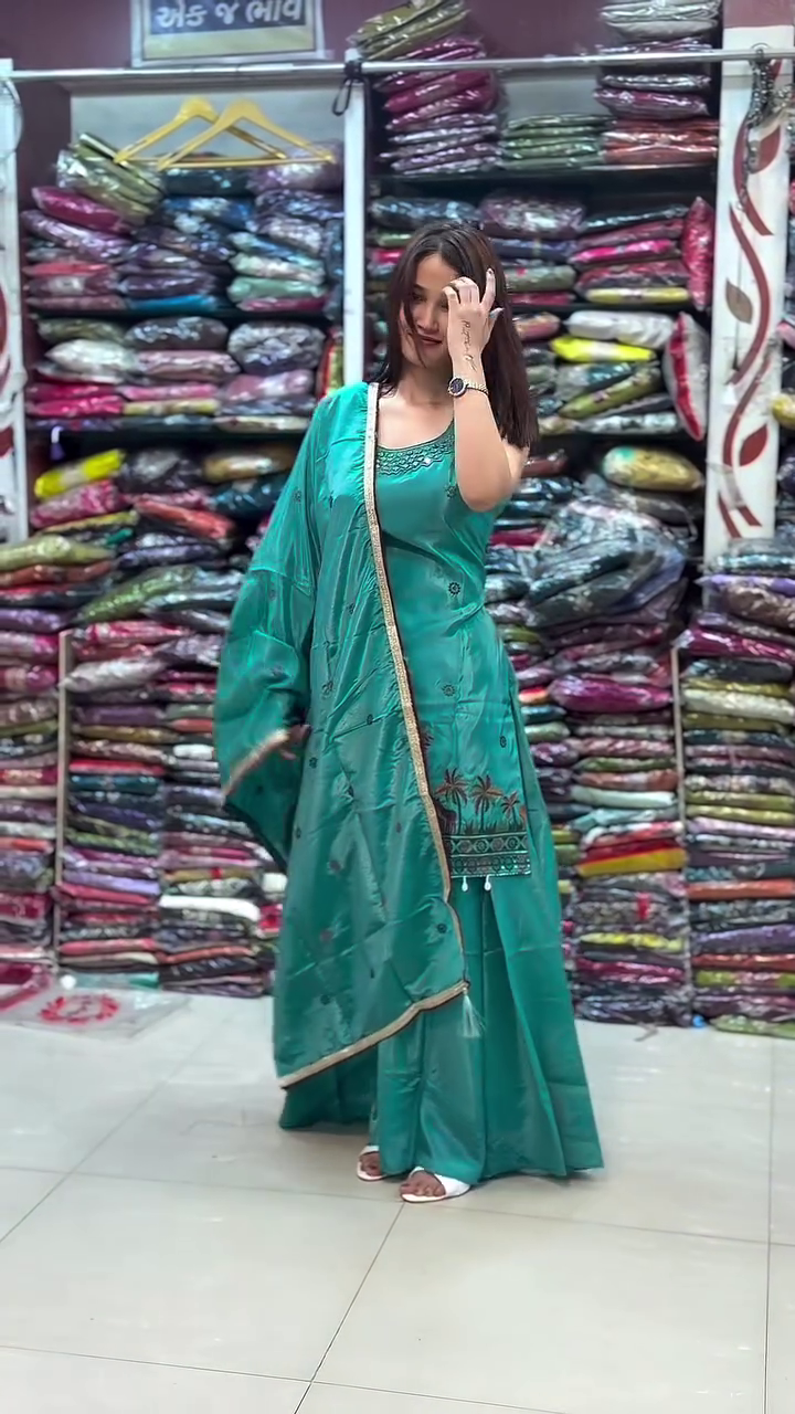 Rosewood Elegance Straight Suit Set with Dupatta – Subtle Festive Charm 🌸✨🤍