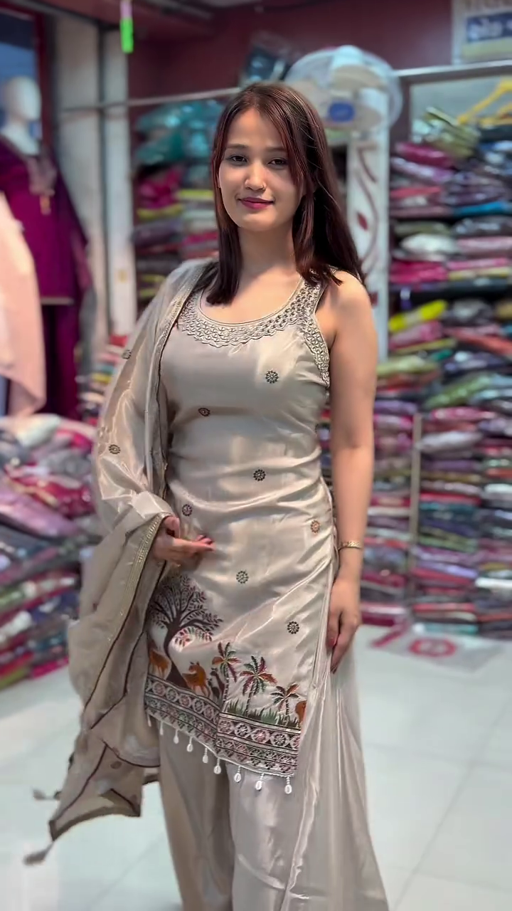 Rosewood Elegance Straight Suit Set with Dupatta – Subtle Festive Charm 🌸✨🤍