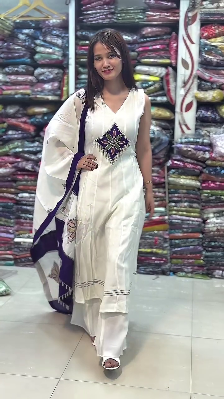 Ivory Grace Ethnic Suit Set with Statement Motif & Dupatta 🤍✨🌸