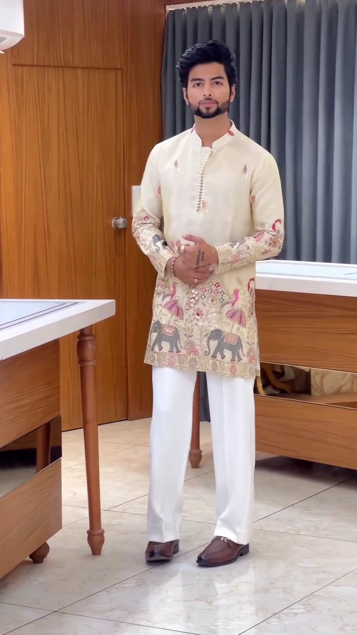 Royal Ivory Heritage Embroidered Kurta Set for Men 👑✨🤍