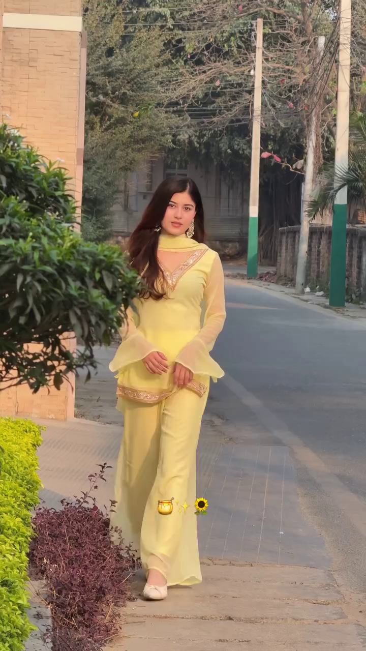 Sunshine Glow Pastel Co-Ord Kurta Set 🌼✨💛
