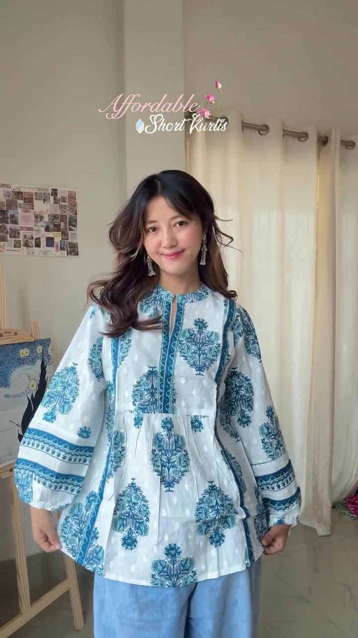 Azure Bloom Printed Short Kurti – Effortless Ethnic Chic 💙✨