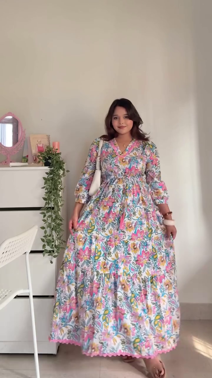 Candy Crush Pink Striped Maxi Dress – Flowy Sweetheart Summer Dream 💖✨🌸