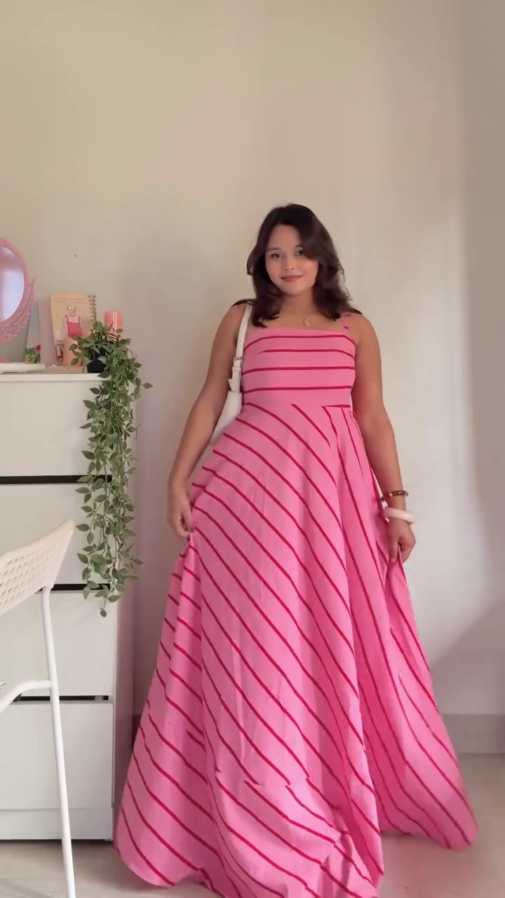 Candy Crush Pink Striped Maxi Dress – Flowy Sweetheart Summer Dream 💖✨🌸