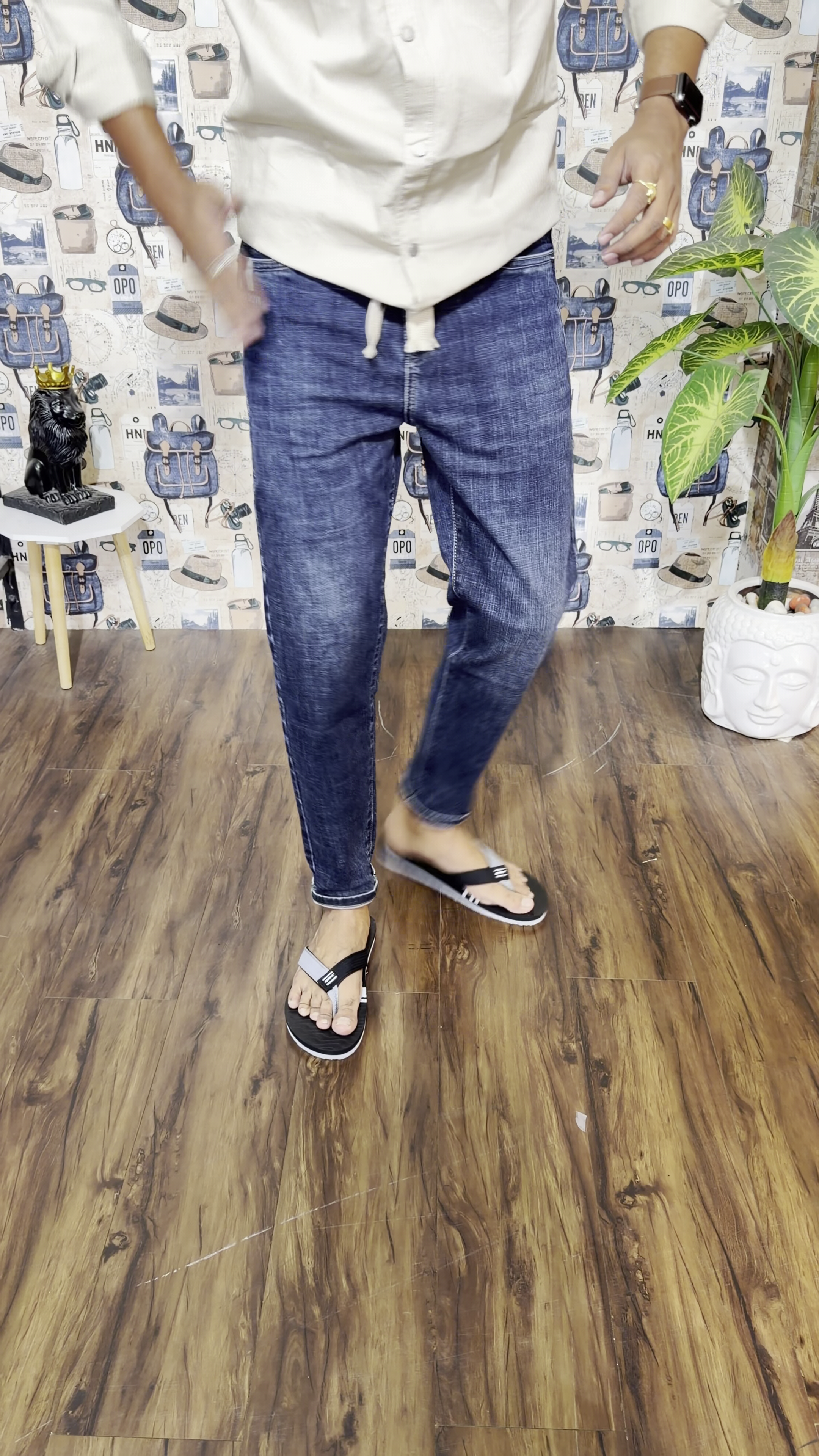 Urban Comfort Stretch Denim Joggers – Everyday Cool Fit 👖🔥😎