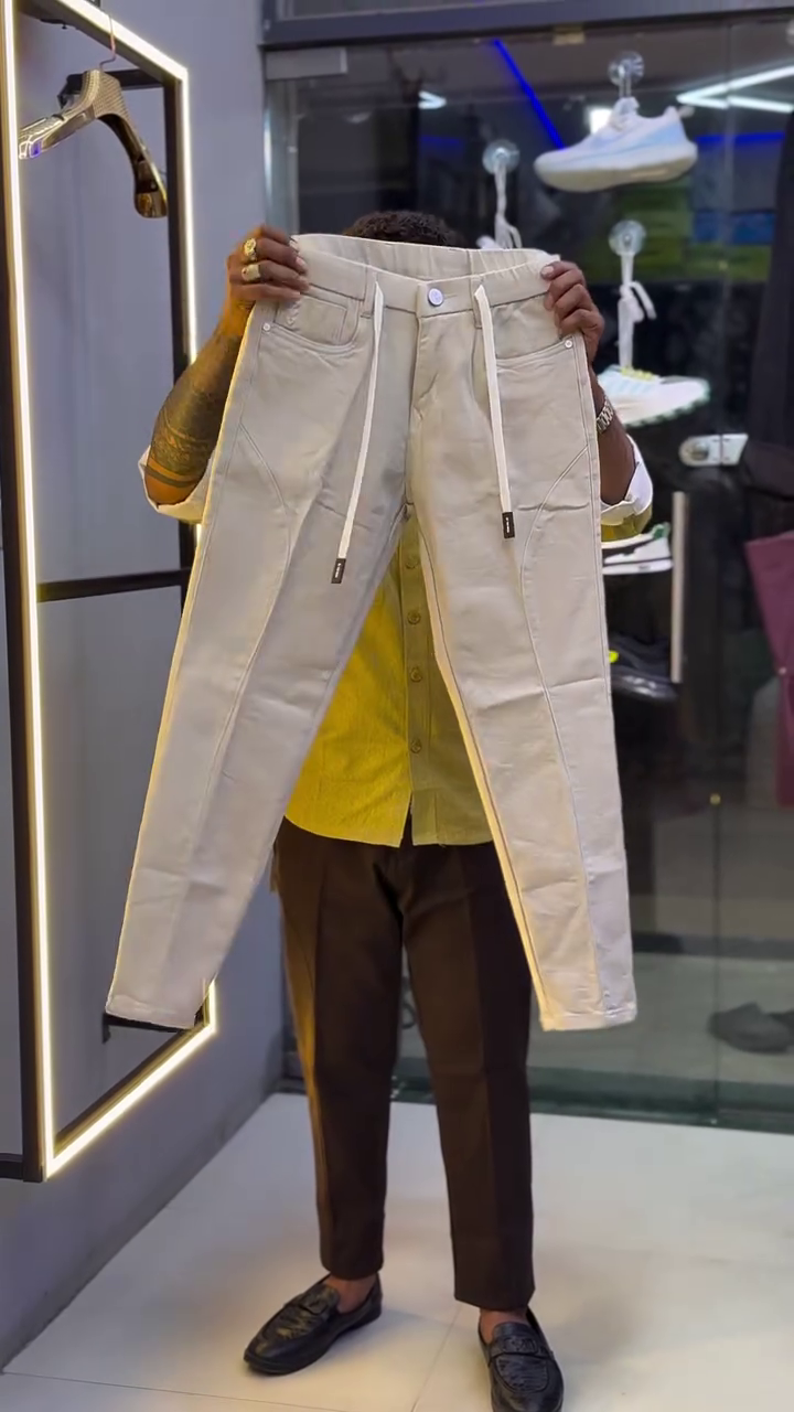 Ivory Luxe Slim Fit Drawstring Pants – Minimal Premium Street Style 🤍✨👖