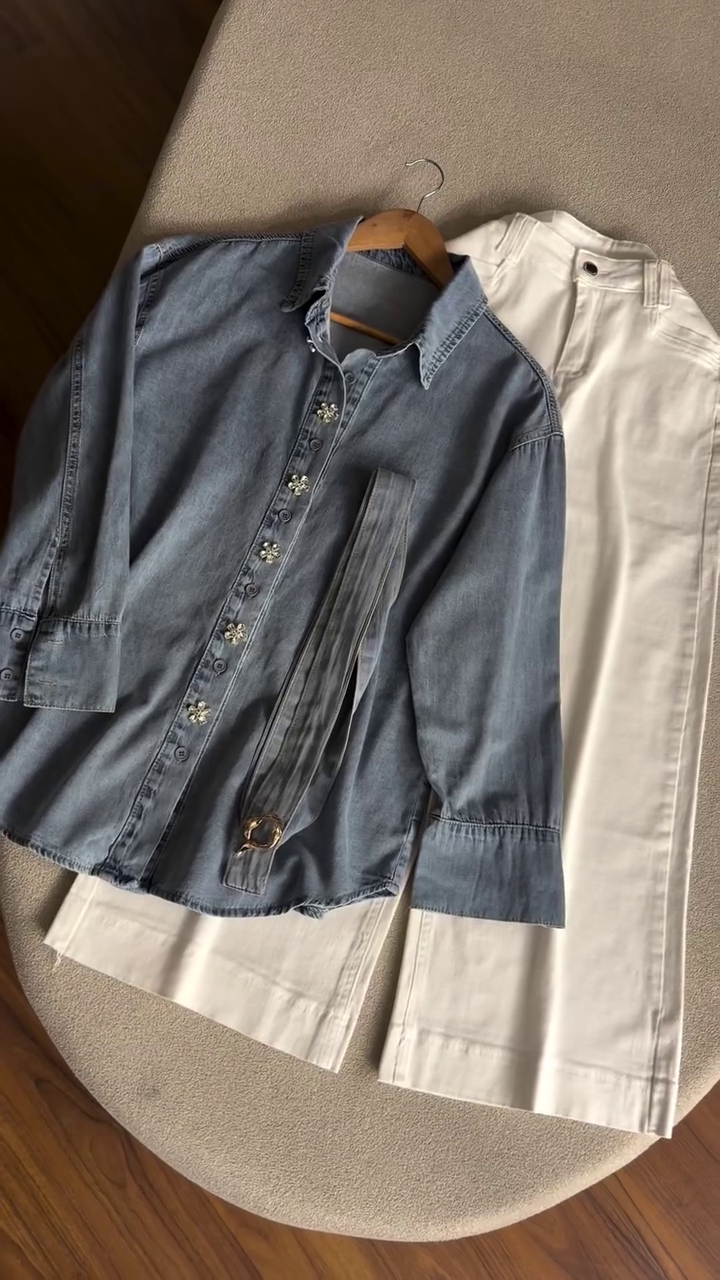 💙✨ Elegant Bloom Denim Shirt & Wide-Leg Pants Set ✨🤍