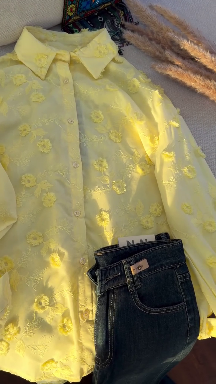 🌼✨ Sunshine Bloom Embroidered Shirt & Denim Style Set ✨💙