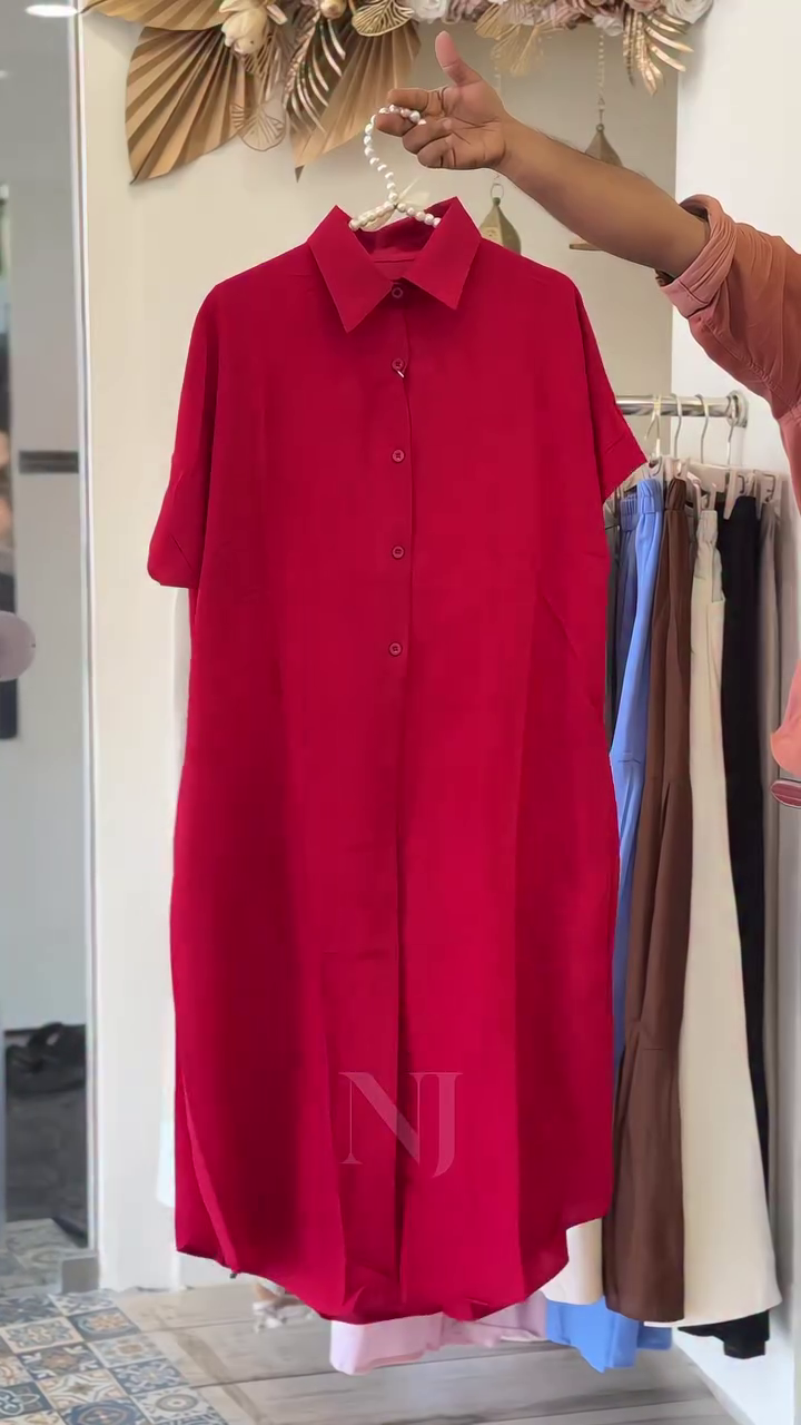 🤍✨Premium Minimalist Oversized Button-Down Shirt Dress with Relaxed Fit, Collared Neckline & Contemporary Everyday Elegance ✨🤍