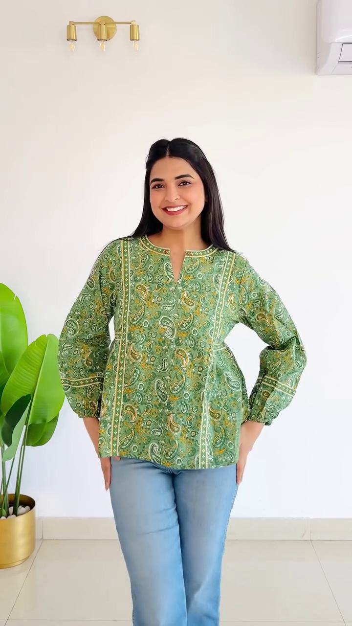 🌺✨ Elegant Paisley Print Flowy Peplum Tunic Top for Casual, Office & Everyday Chic Styling ✨🌺