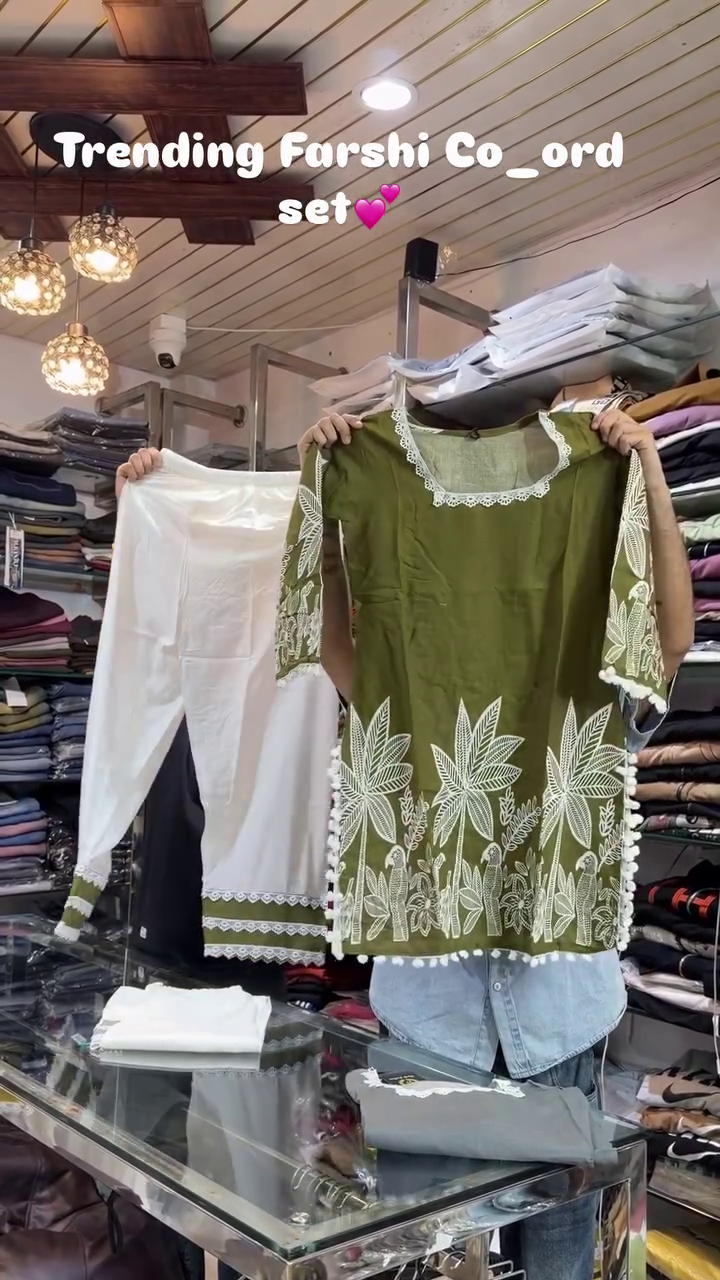 Elegant Floral Embroidered Lace Neck Kurti with Designer Palazzo Pants Ethnic Co-Ord Set 🌿🤍✨🌸