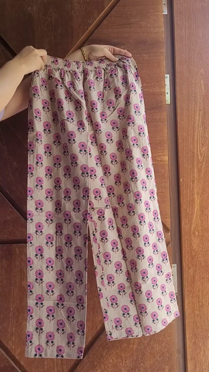 🌷💖 Women's Elegant Floral Printed Straight Ethnic Kurti with Classic Traditional Design for Festive & Everyday Styling