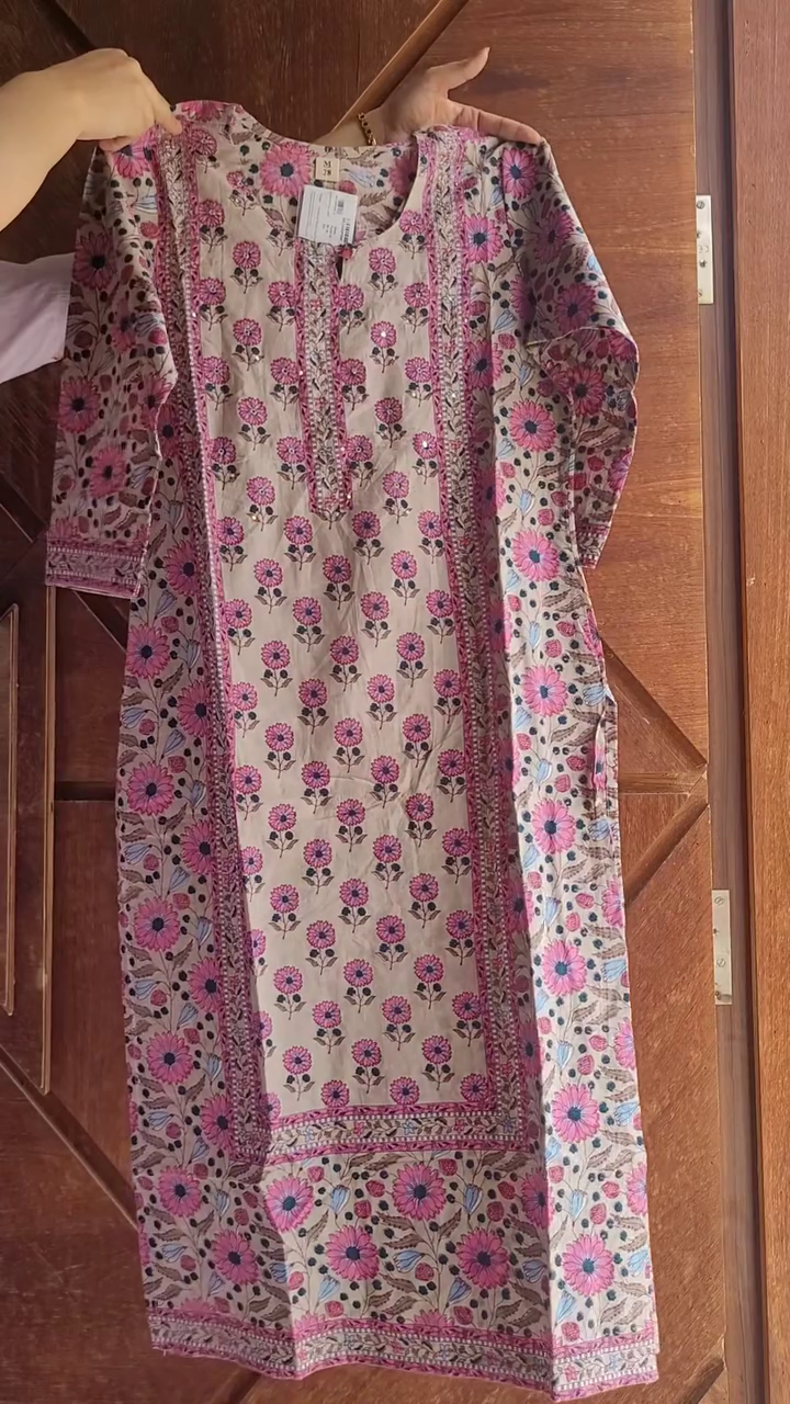 🌷💖 Women's Elegant Floral Printed Straight Ethnic Kurti with Classic Traditional Design for Festive & Everyday Styling