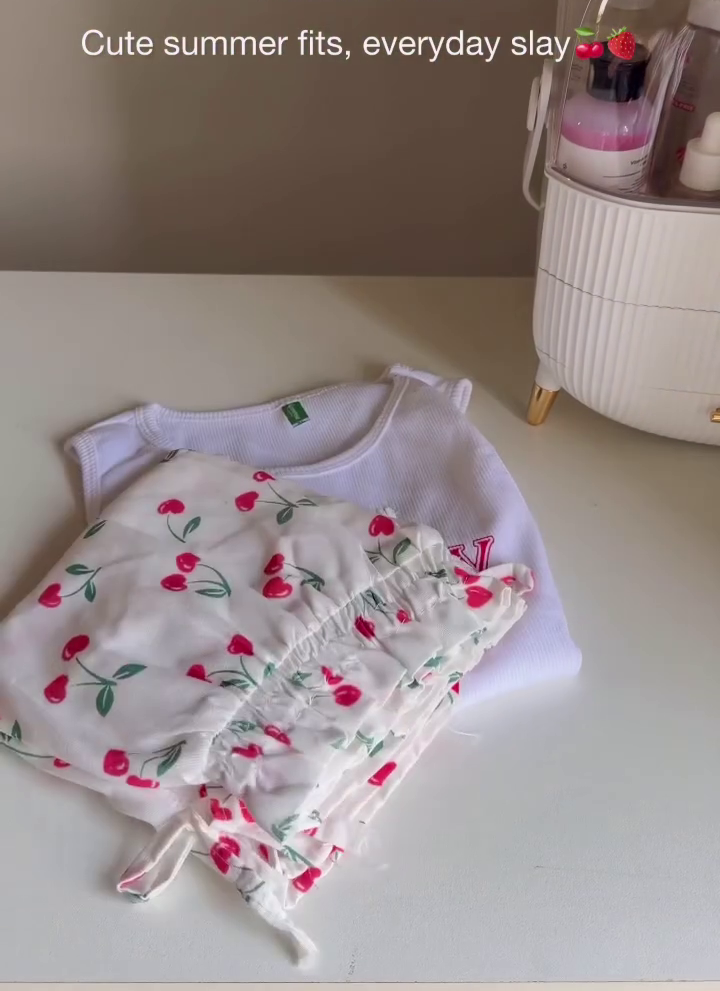🍍🌿 Women's Premium Summer Lounge Co-Ord Set with Embroidered Graphic Tee and Comfortable Printed Relaxed Fit Bottoms