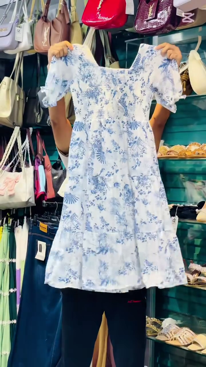 💙🌼 Women's Premium Floral Printed Puff Sleeve Smocked Midi Dress with Tiered Flare and Elegant Summer Styling