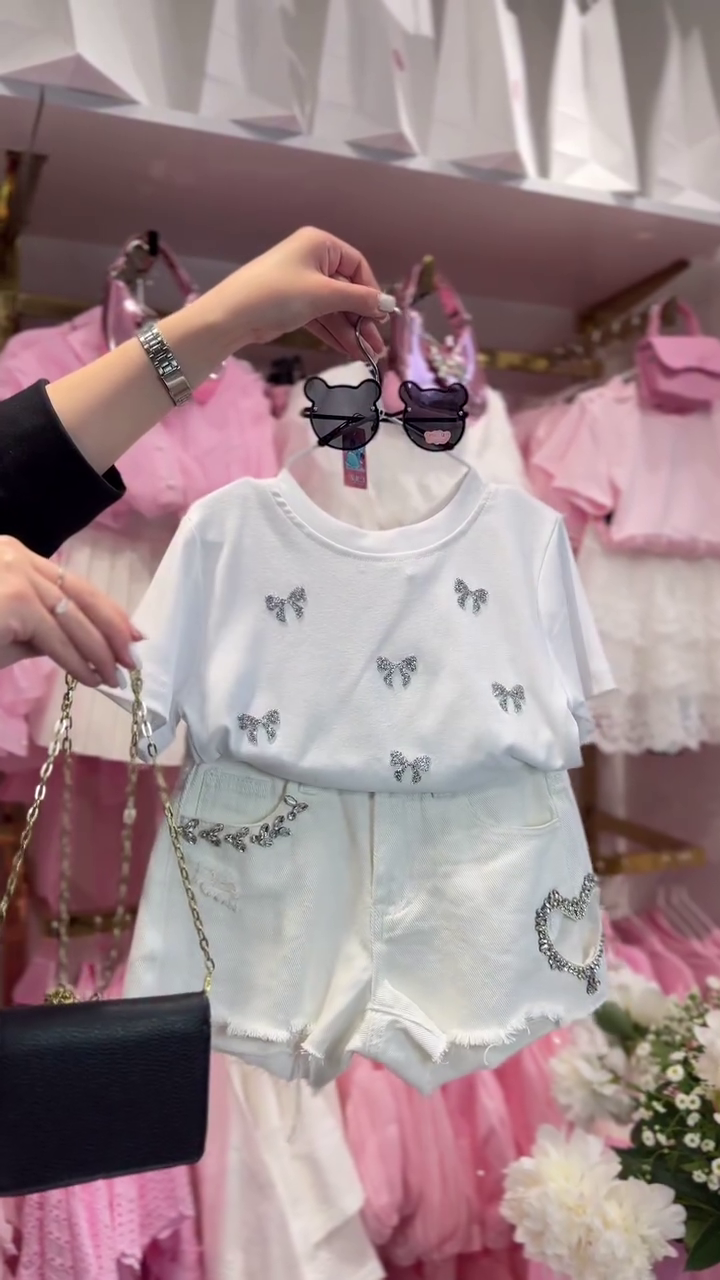 🎀 Cute Bow Embellished White Top and Denim Shorts Fashion Set for Girls 🎀👚🩳