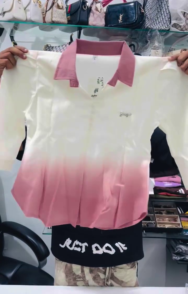 🌷  Elegant Ombre Collared Button-Front Casual Shirt for Women 🌷🤍💗