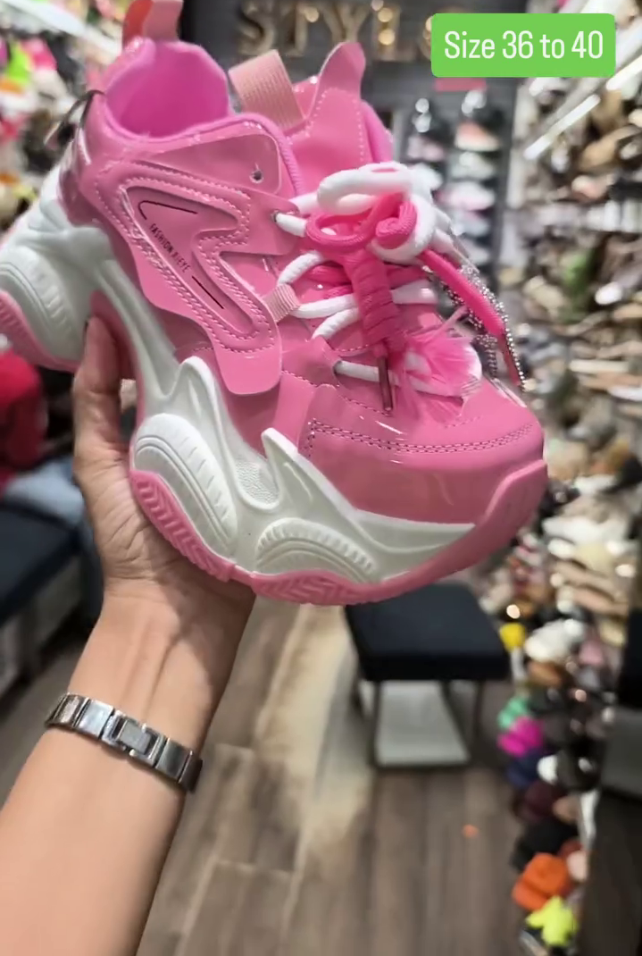 👟Premium Women's Chunky Platform Fashion Sneakers – Lightweight Casual Sports Shoes for Everyday Style & Comfort 💖✨